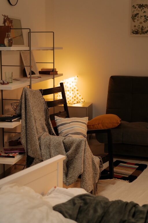 Tips for Creating a Cozy and Inviting Reading Nook at Home